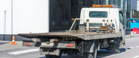 Które pojazdy dostawcze występują w formie autolawety?